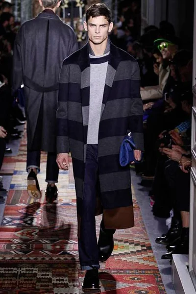 Look 4
